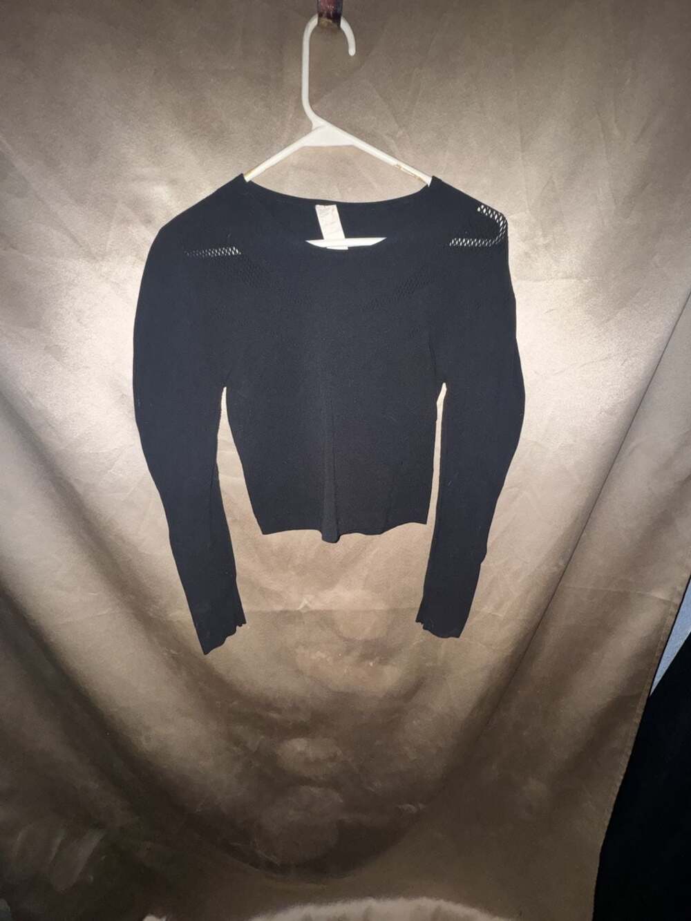 Fabletics Seamless Long Sleeve Crop Top with Mesh Cutout Details